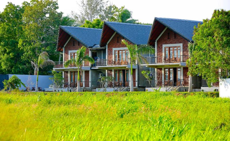 Kubura Resort - image 1