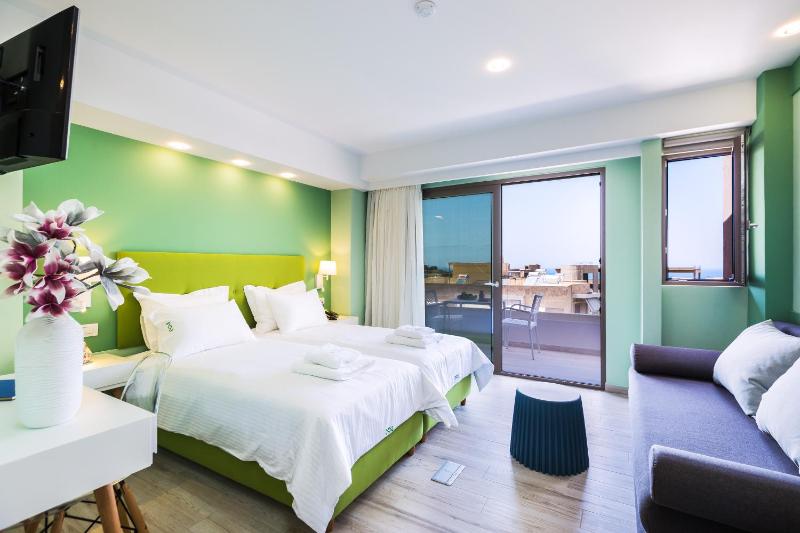 Standard Double or Twin Room image 2