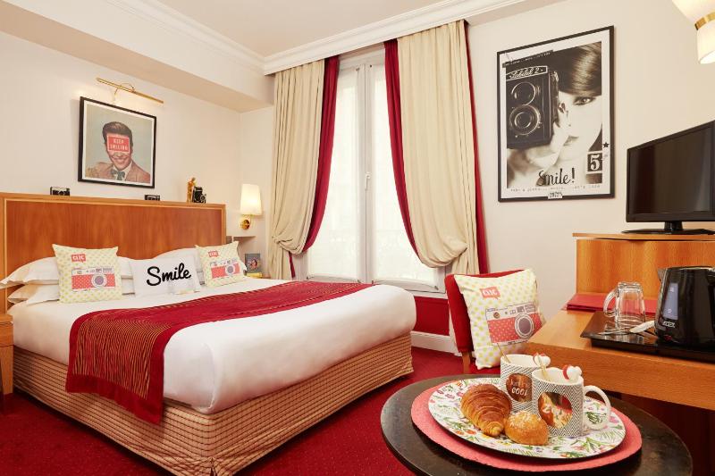 Superior Double Room image 1
