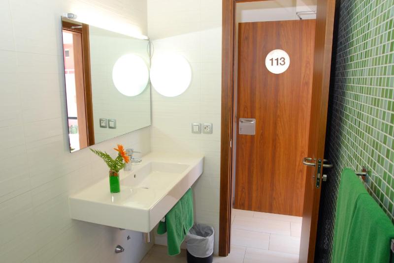 Studio with Balcony (2 Adults) image 4
