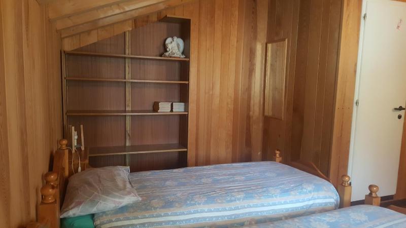 Double or Twin Room with Private Bathroom image 4