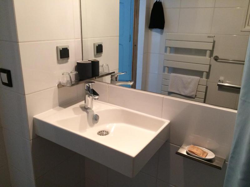 Standard Room with Disabled Access image 2