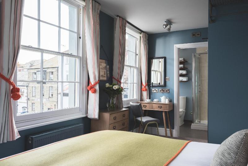 King Room image 2