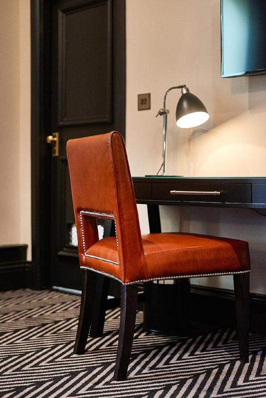 Superior Deluxe Double or Twin Room  image 4