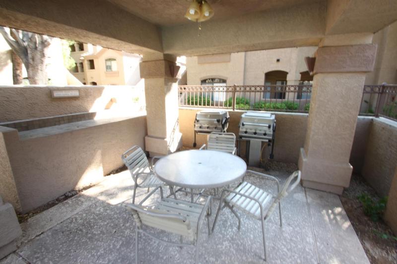 Two-Bedroom Apartment image 4