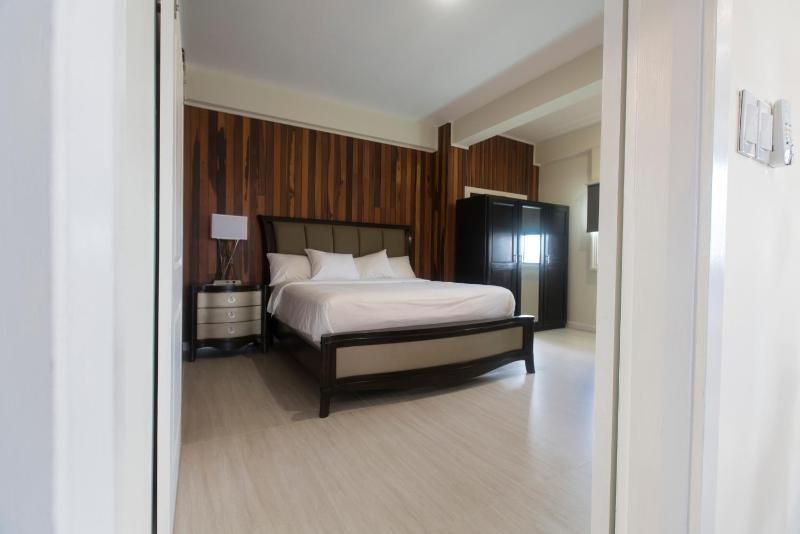 King's Hotel & Residences - image 13