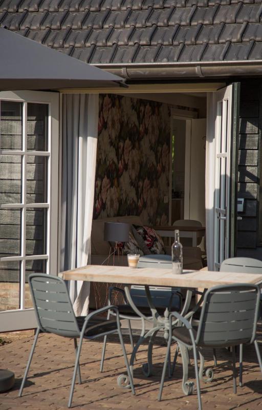 Double Room With Private Garden - Disability Access image 4