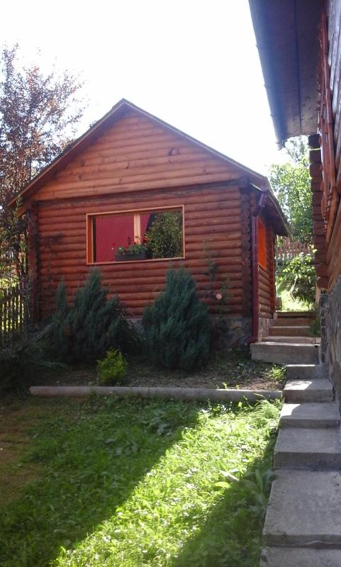 Three-Bedroom House image 4