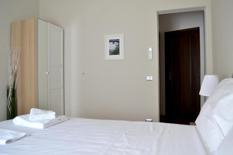 Superior Double Room image 3