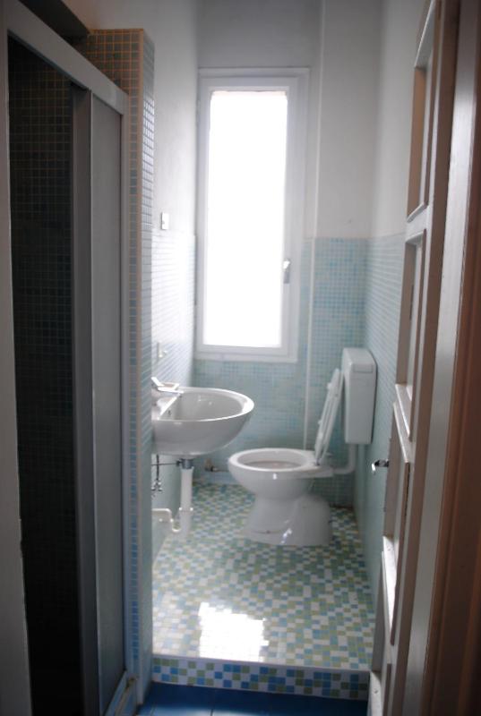 Double or Twin Room with Shared Bathroom image 1