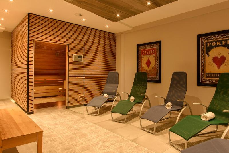 Three-Bedroom Apartment Kandahar image 3