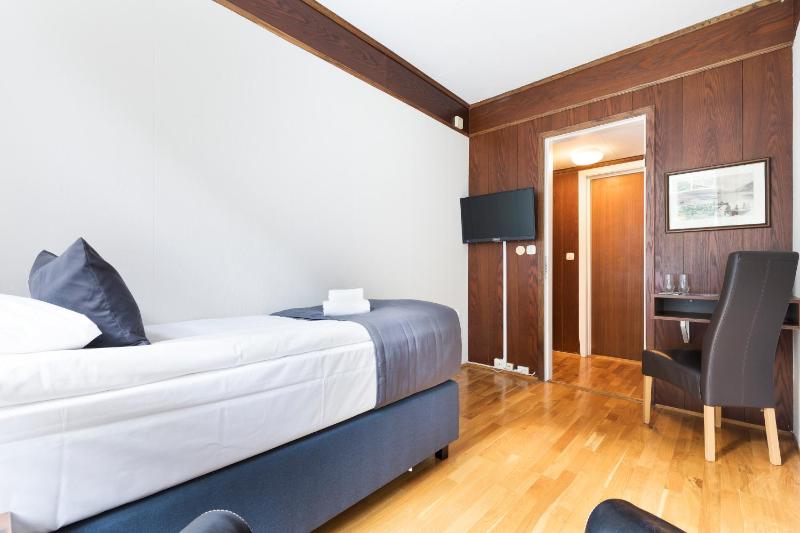 Standard Single Room image 1