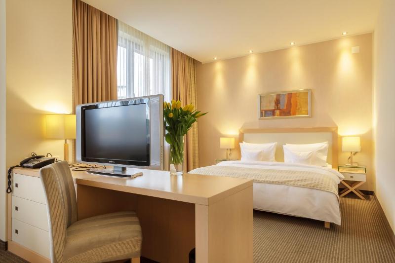 Suite image 3
