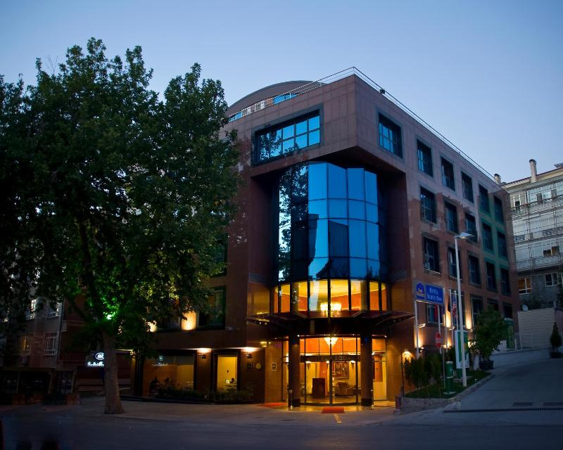 Hotel 2000 Kavaklıdere - image 9