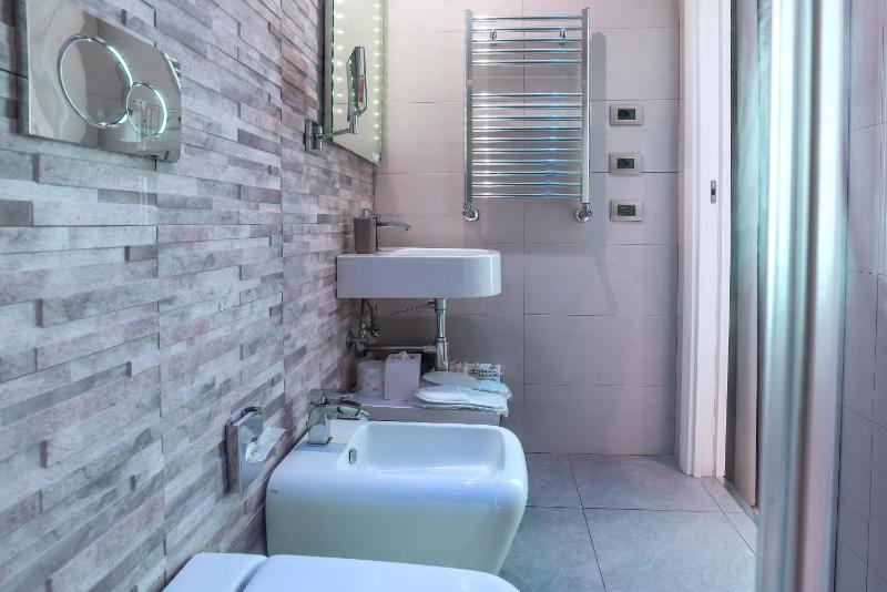 Double Room with View image 2