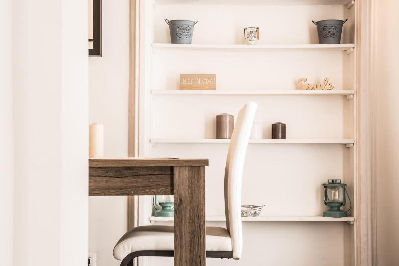 One-Bedroom House image 3