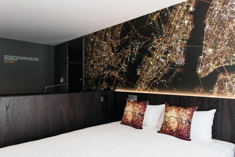 Superior Double Room image 4