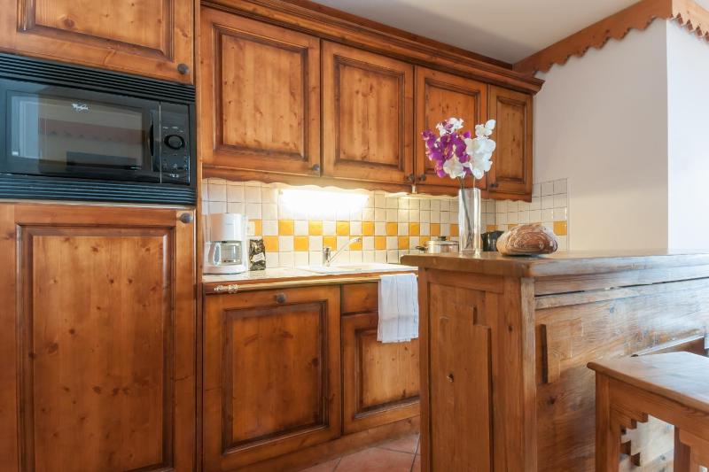 Three-Bedroom Apartment (8 People) image 2