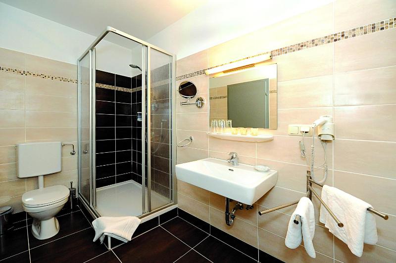 Superior Double Room image 2
