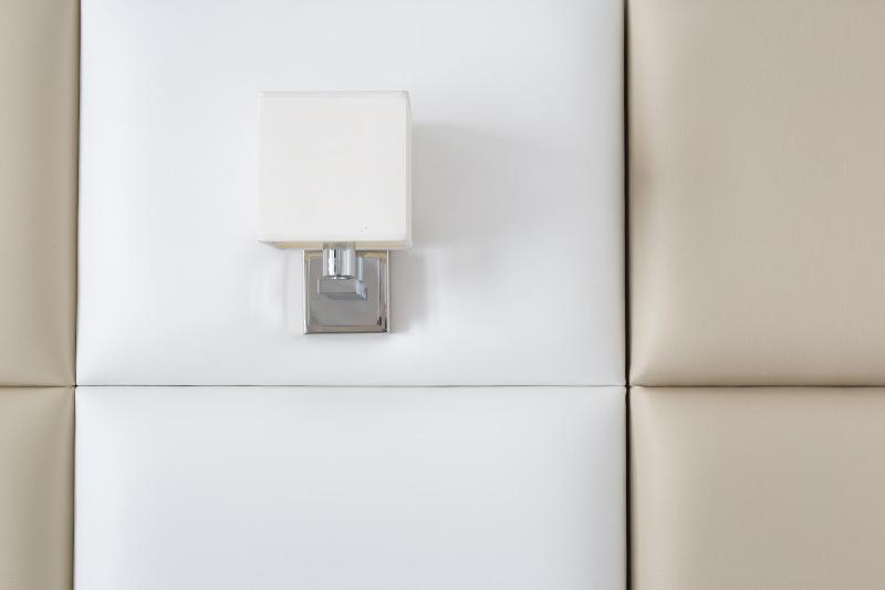 Triple Room with Balcony image 4