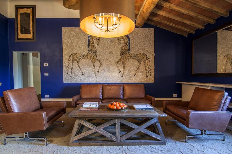 Superior King Suite image 1