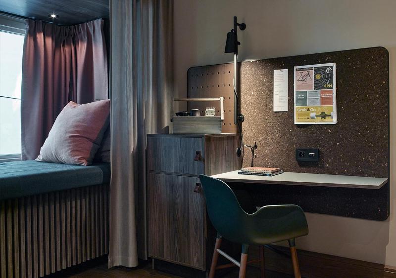 Spacious Double Room image 4
