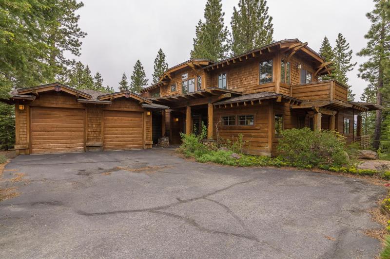 Four-Bedroom House image 1