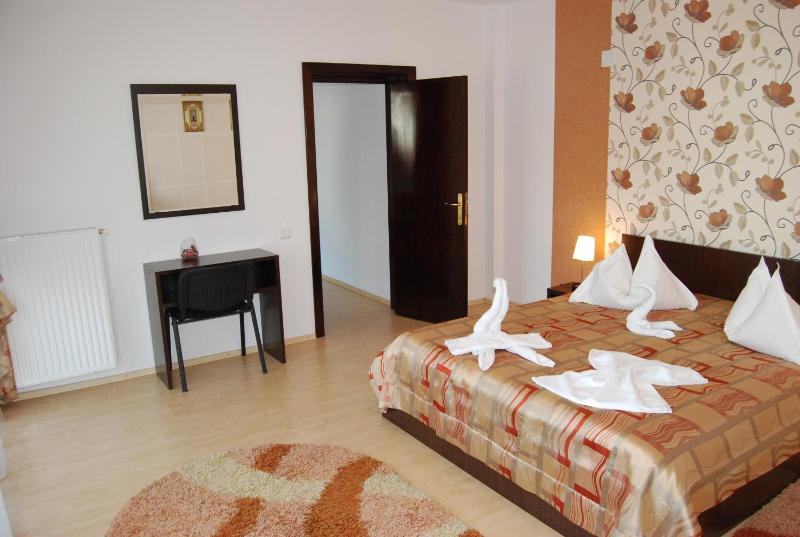 Suite with Whirlpool image 3