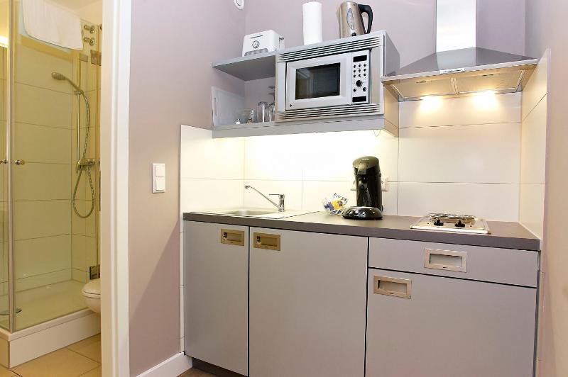 Superior Apartment image 3