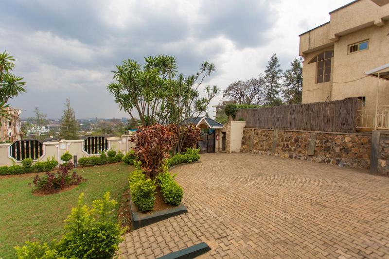 Iris Guest House - image 14