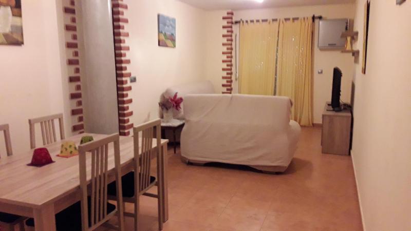 Apartamento con Piscina - image 13