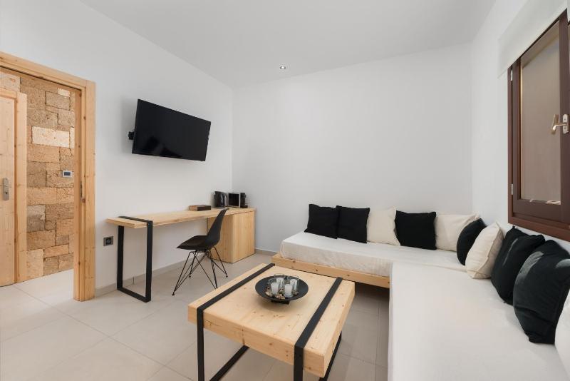 Old Town Senses Boutique Hotel - image 13