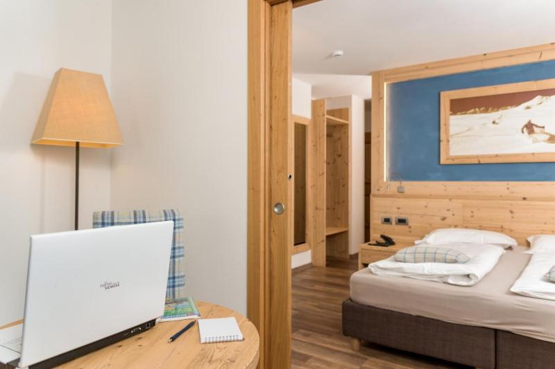 Luxury Quadruple Room image 4