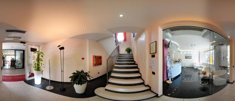 Hotel Savoia - image 11