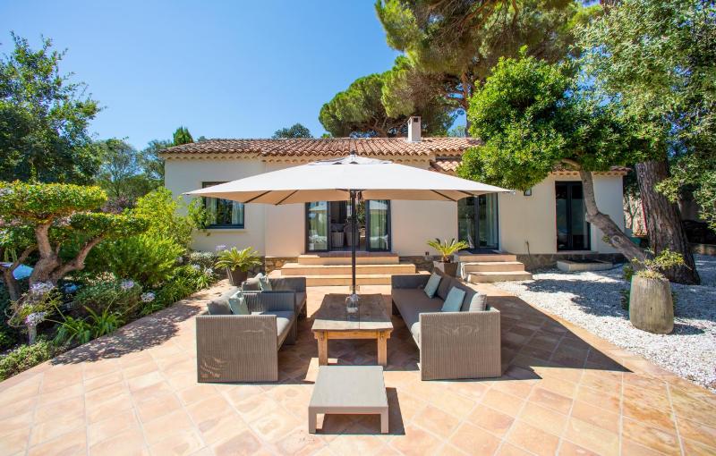 Villa des Salins by Hotel des Lices - image 7