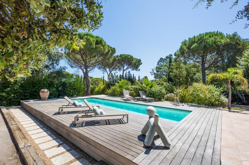 Villa des Salins by Hotel des Lices - image 10