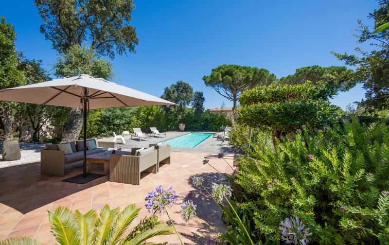 Villa des Salins by Hotel des Lices - image 19