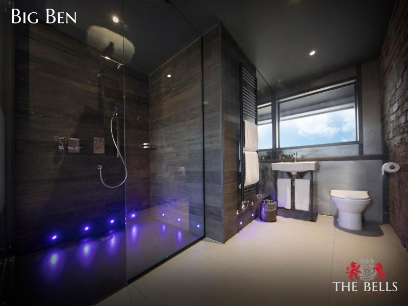 The Bells - Luxury Serviced Apartments - image 5