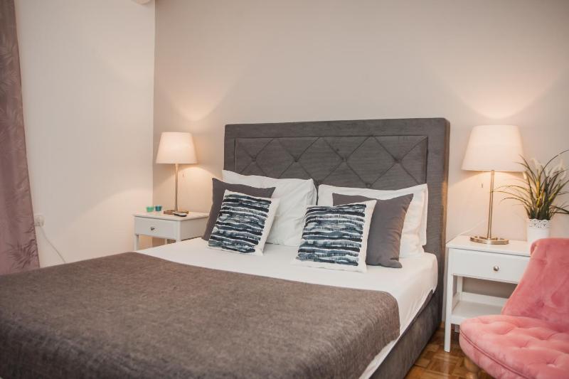 Double Room image 4
