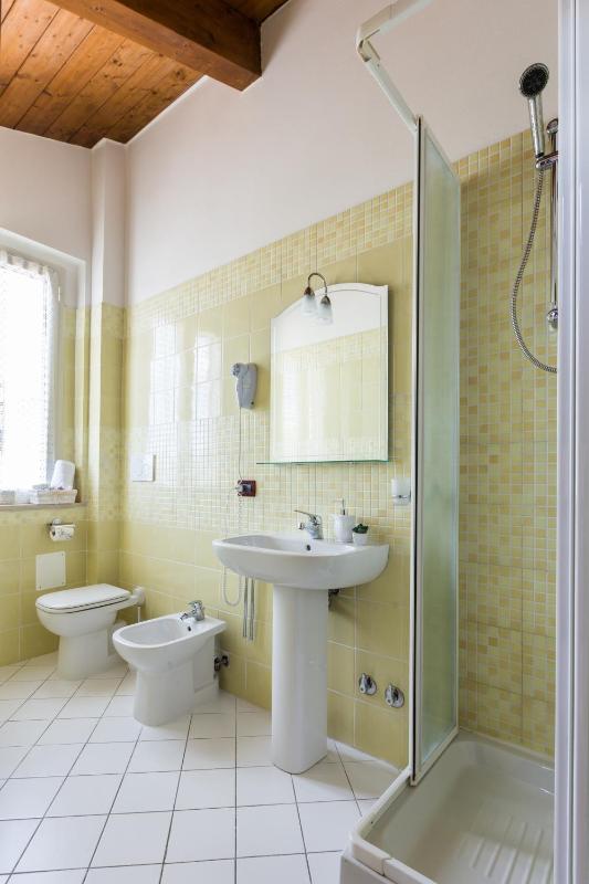 Standard Double or Twin Room image 3