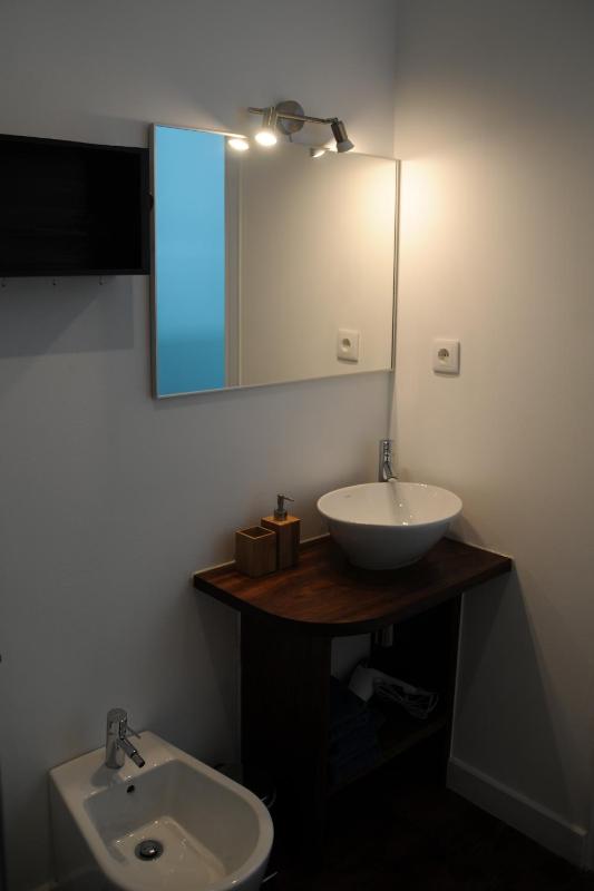 Superior Double or Twin Room with Sea View image 3