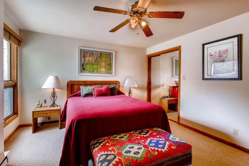 Plaza 3 Bedroom 3 Bath 3 Peak image 1