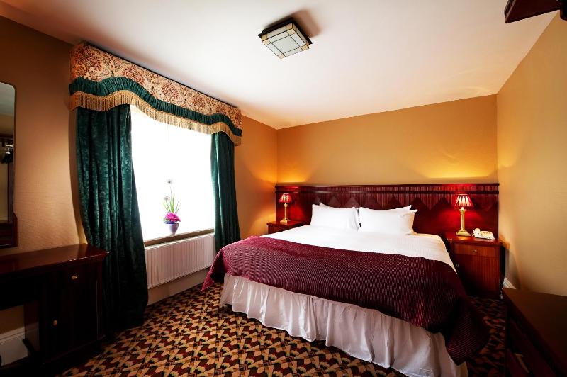 Superior Double Room image 1