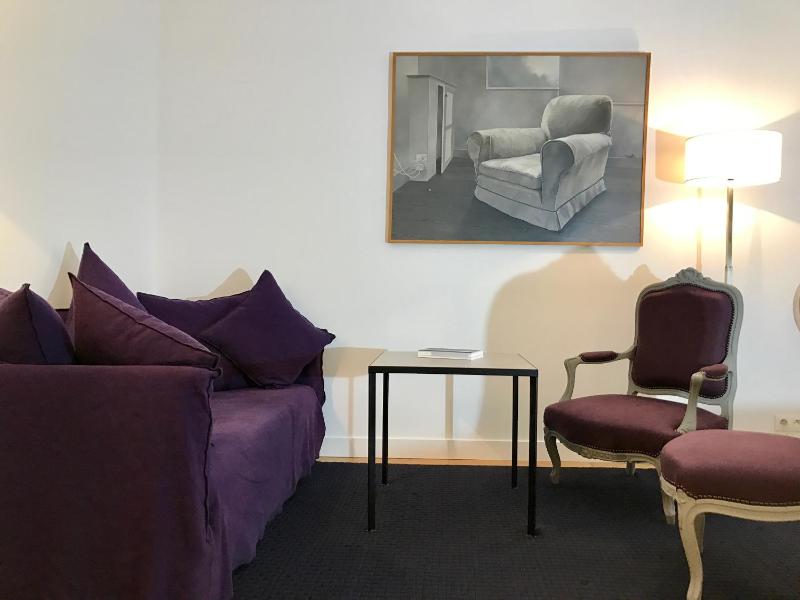 Deluxe One-Bedroom Apartment - 39m2 image 2