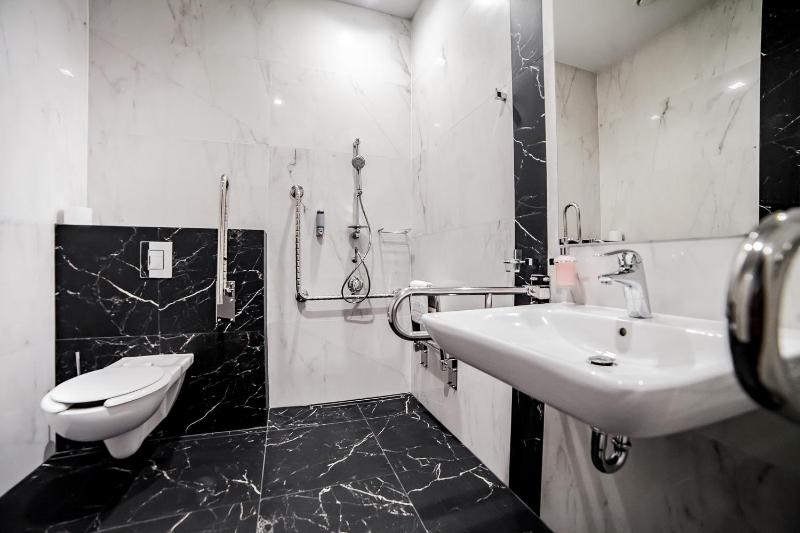 Superior Deluxe Double or Twin Room  image 3