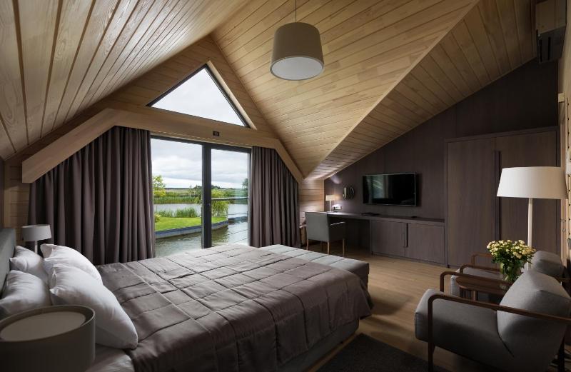Superior Chalet image 3