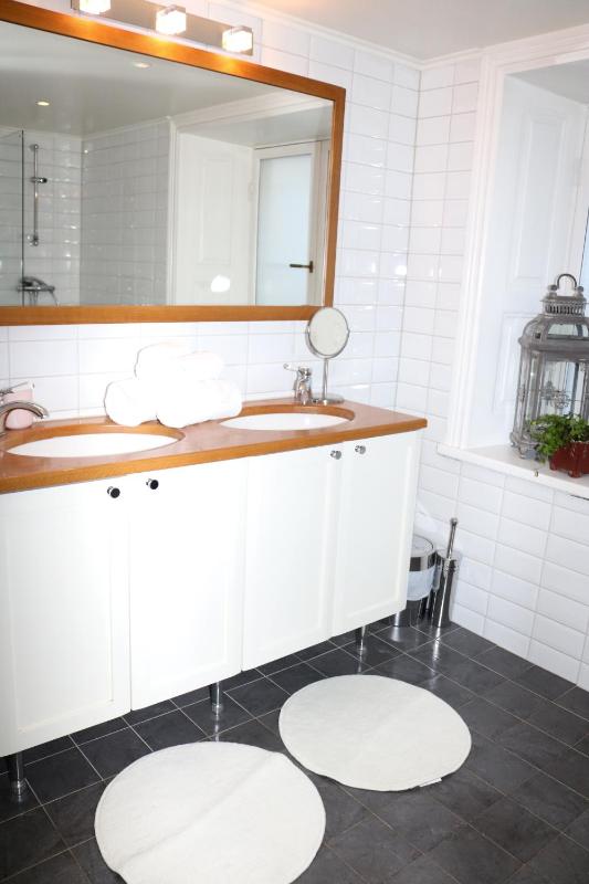Apartment with Sauna image 4