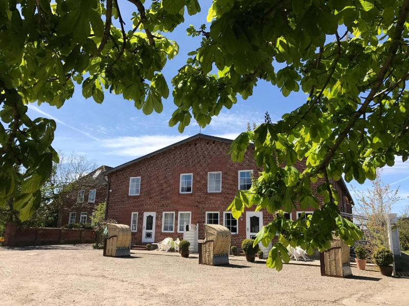 Three-Bedroom Apartment image 1