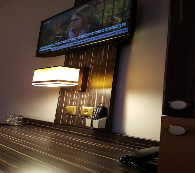 Single Room image 3