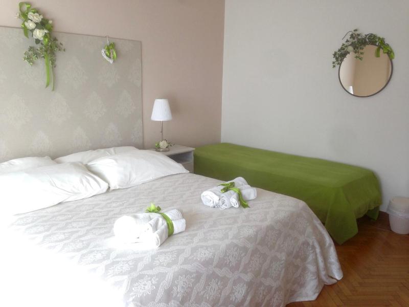 Double Room with Private Bathroom image 4